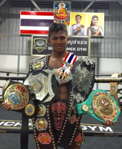 Buakaw Banchamek Muay Thai